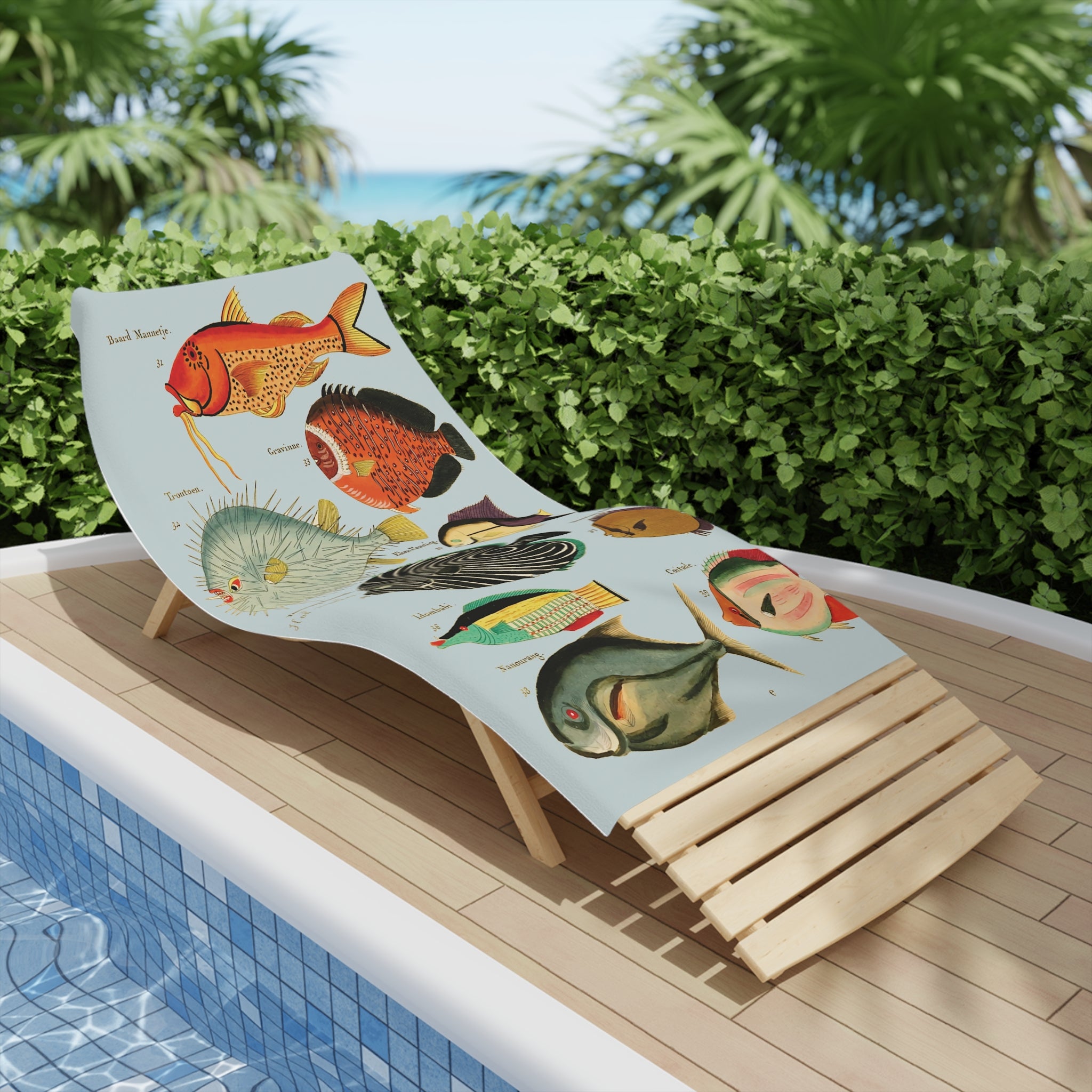 Louis Renard’s fantastical 1718 illustration, Poissons, Écrevisses et Crabes on a beach towel