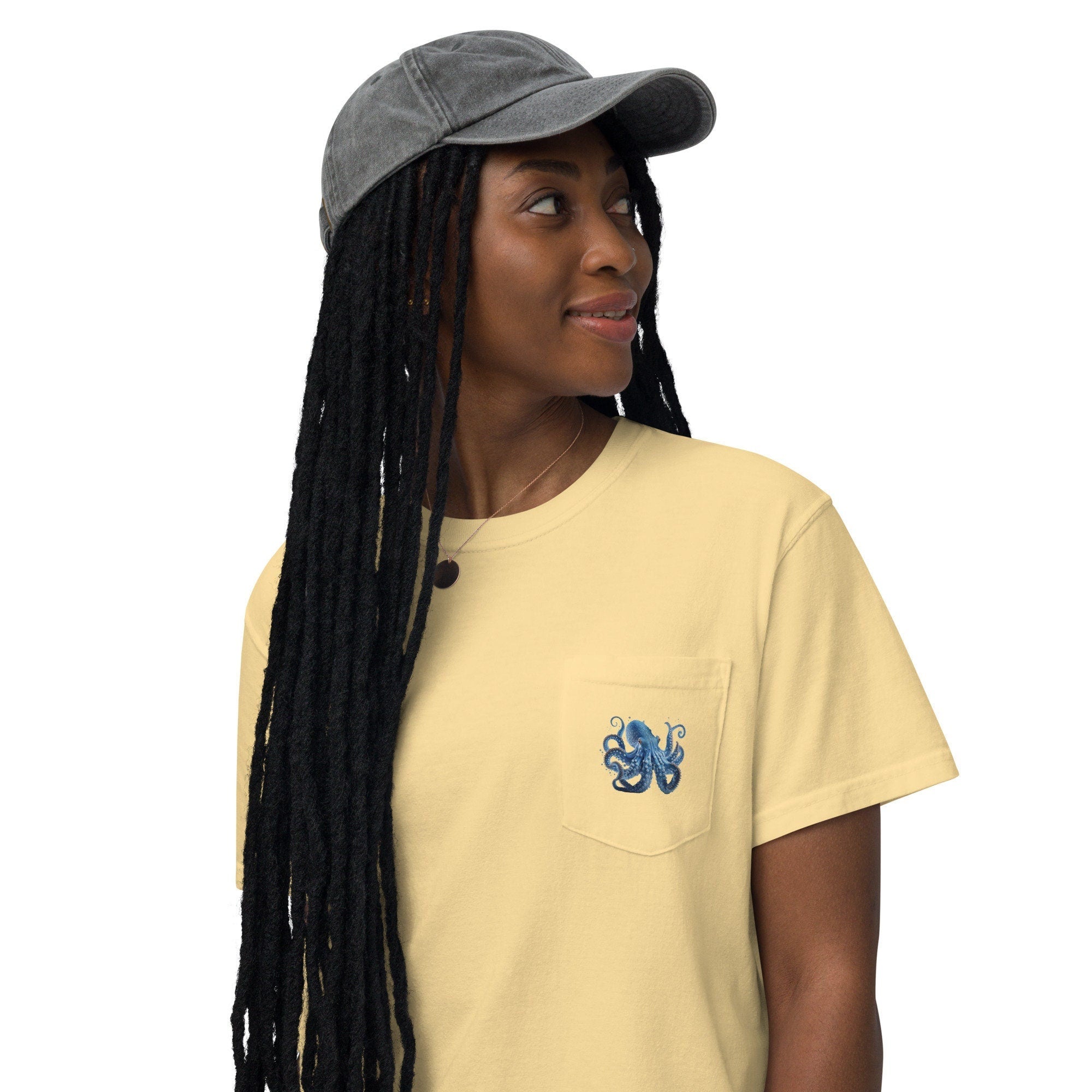 Blue Octopus garment-dyed pocket t-shirt