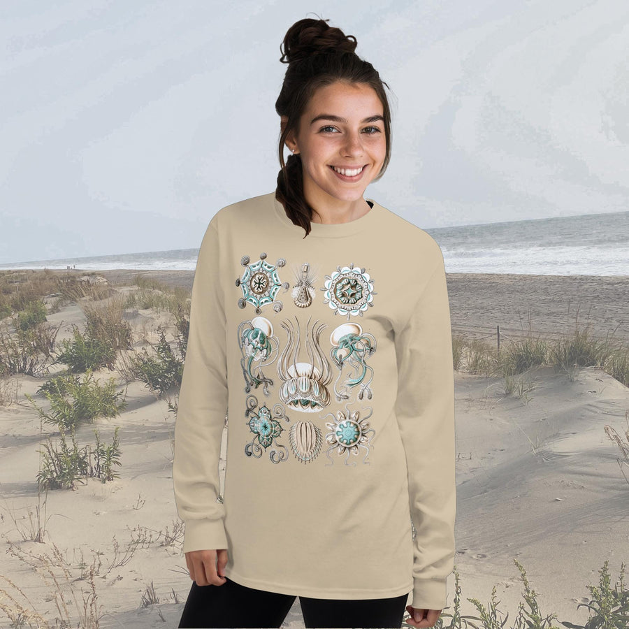 Vintage Dome Jellyfish Long Sleeve T-Shirt – Classic Fit with Ernst Haeckel Narcomedusae