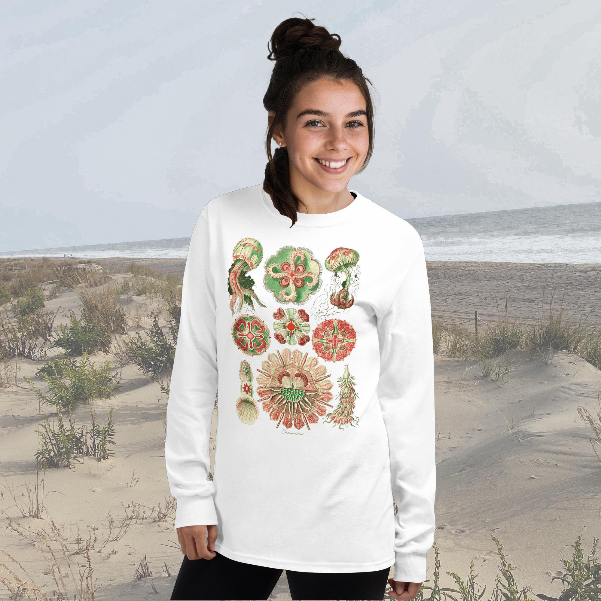 Vintage Scyphozoa Jellyfish (True Jellies) Long Sleeve T-Shirt – Classic Fit by Ernst Haeckel