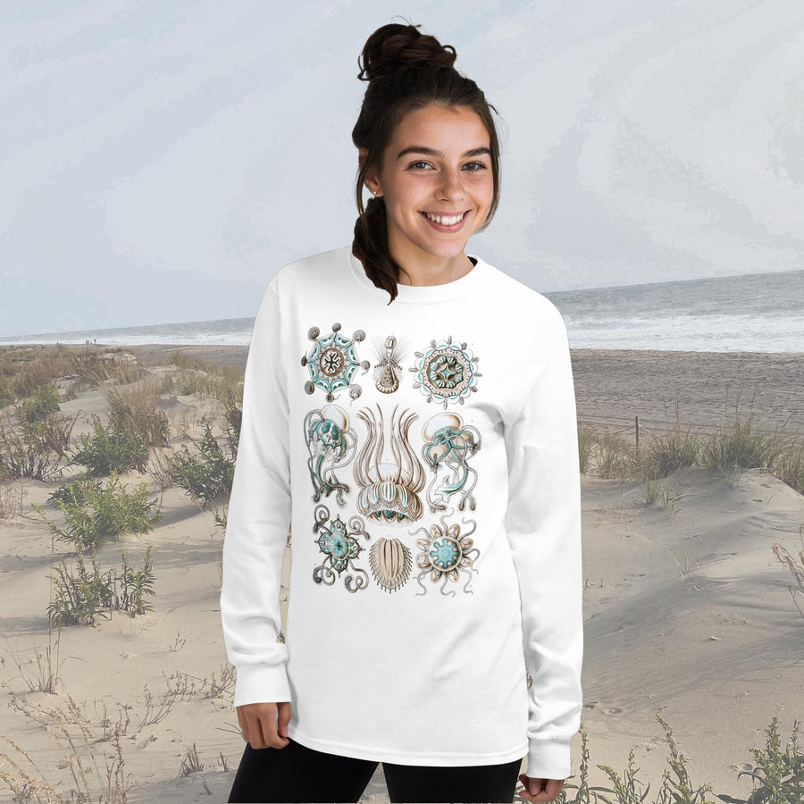 Vintage Dome Jellyfish Long Sleeve T-Shirt – Classic Fit with Ernst Haeckel Narcomedusae
